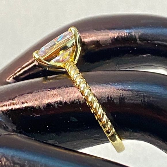 Silver 925 Ring Delux Gold Tone Square Clear Stone Scalloped Trim - Picture 3 of 8